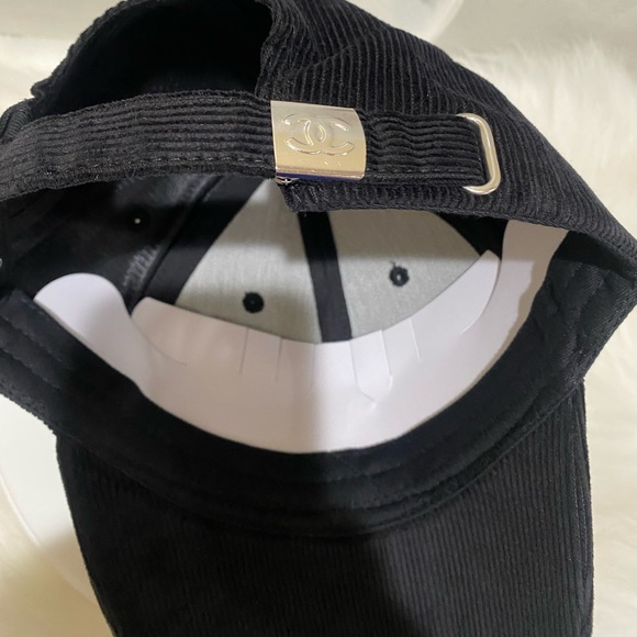 Chanel cap - Picture 5 of 5